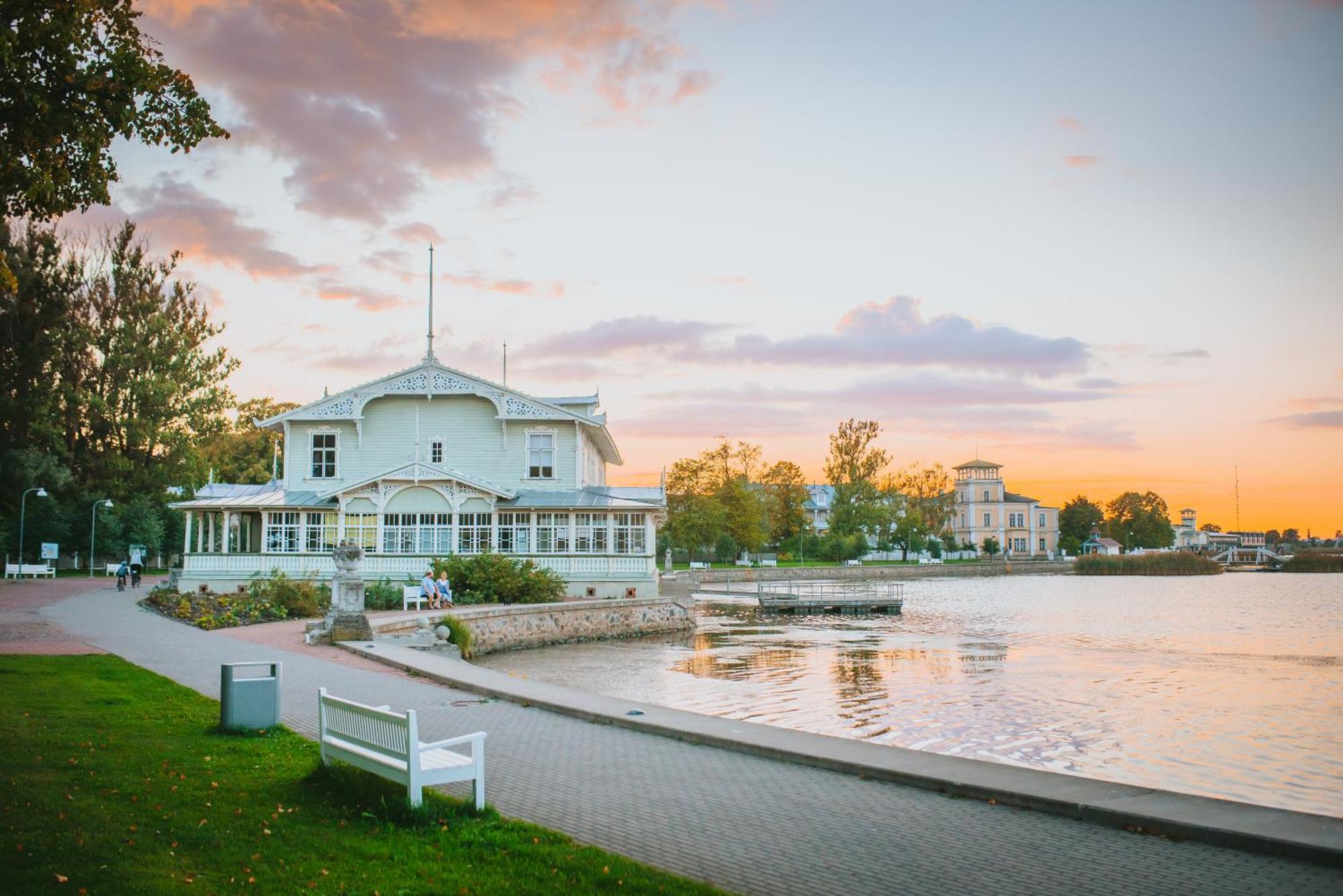 Tiny Marienholm Villa *
